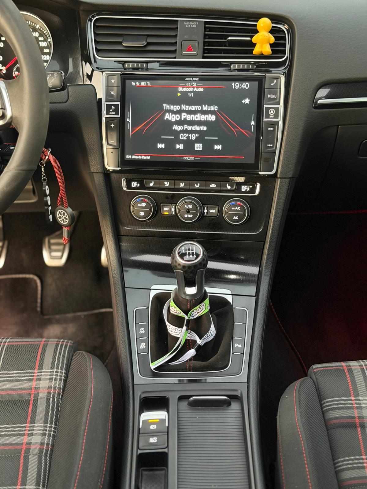 volkswagen-golf-2013-gasolina-1984cc