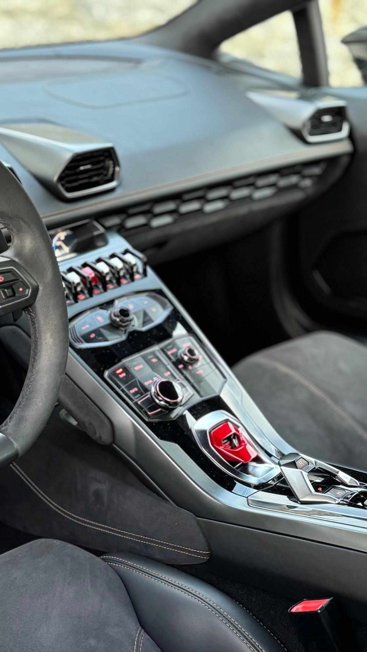 lamborghini-huracan-2015-gasolina-5204cc