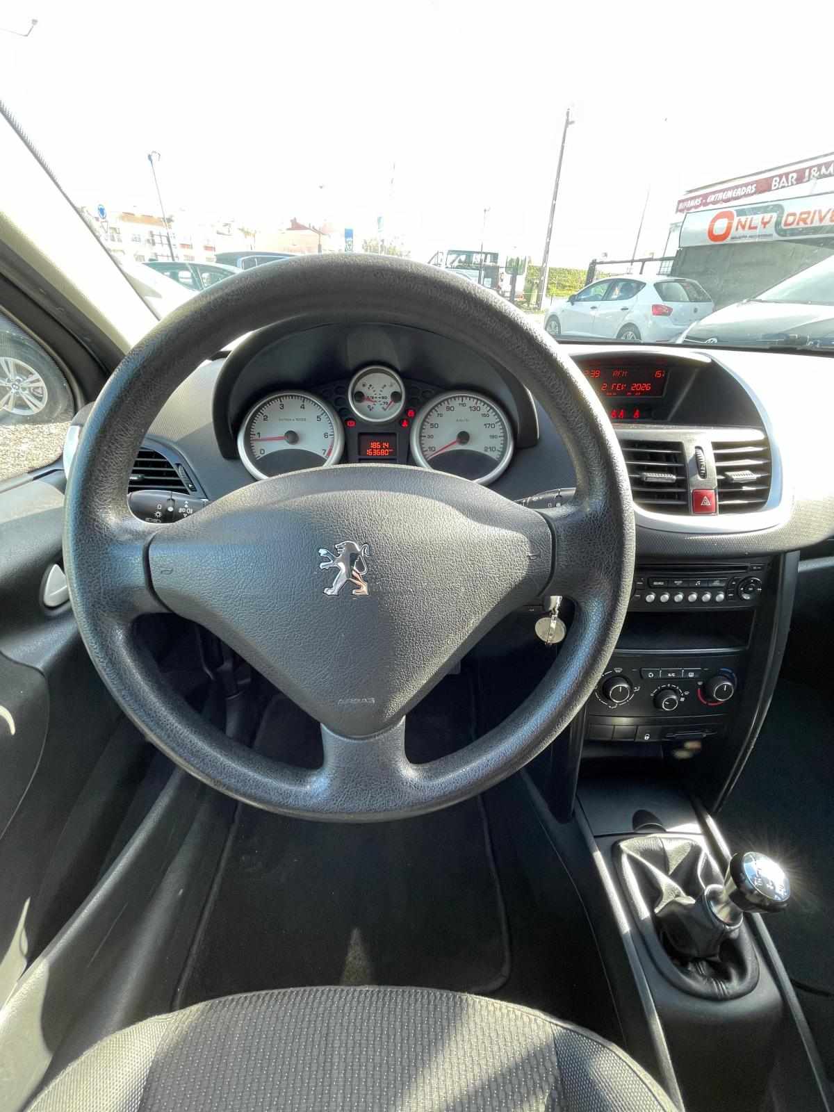peugeot-207-2010-gasolina-1397cc