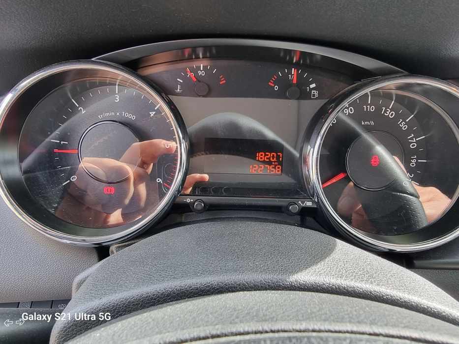 peugeot-3008-1-6-bluehdi-2015-diesel-1568cc