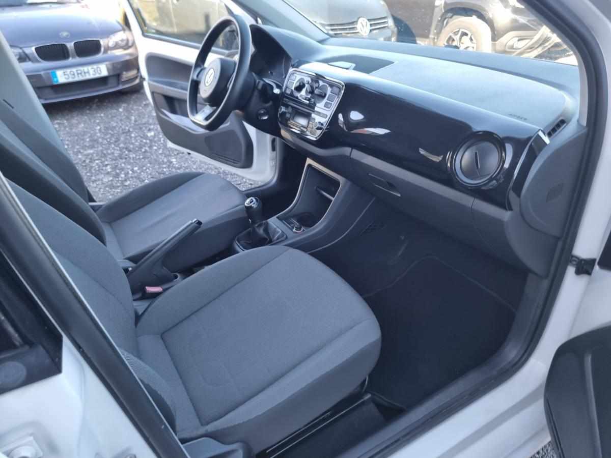 volkswagen-up-1-0-2015-gasolina-999cc