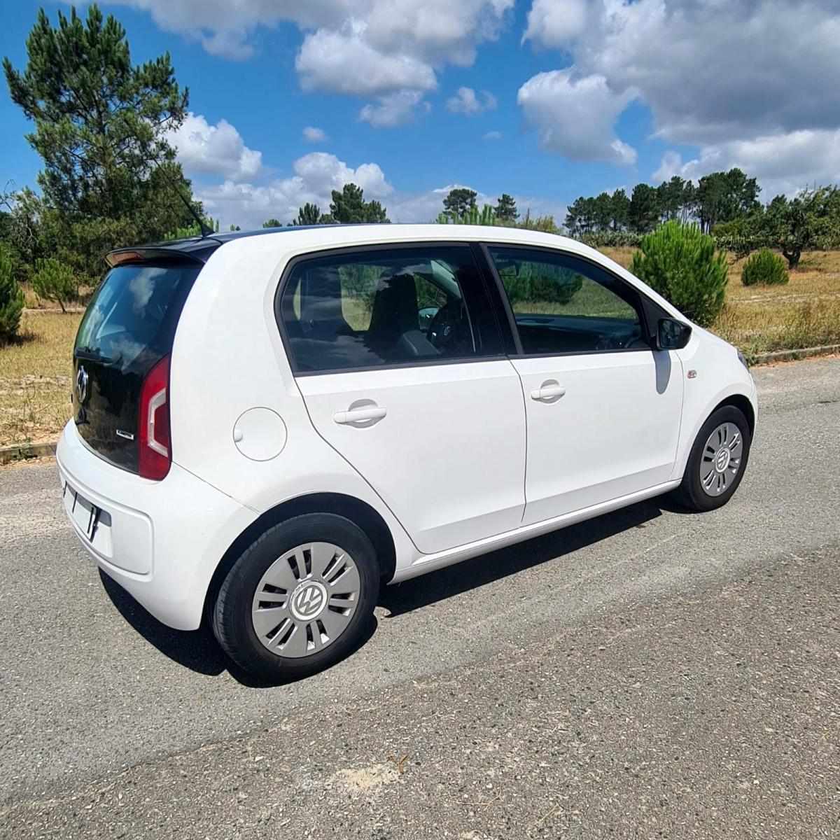 volkswagen-up-1-0-2015-gasolina-999cc