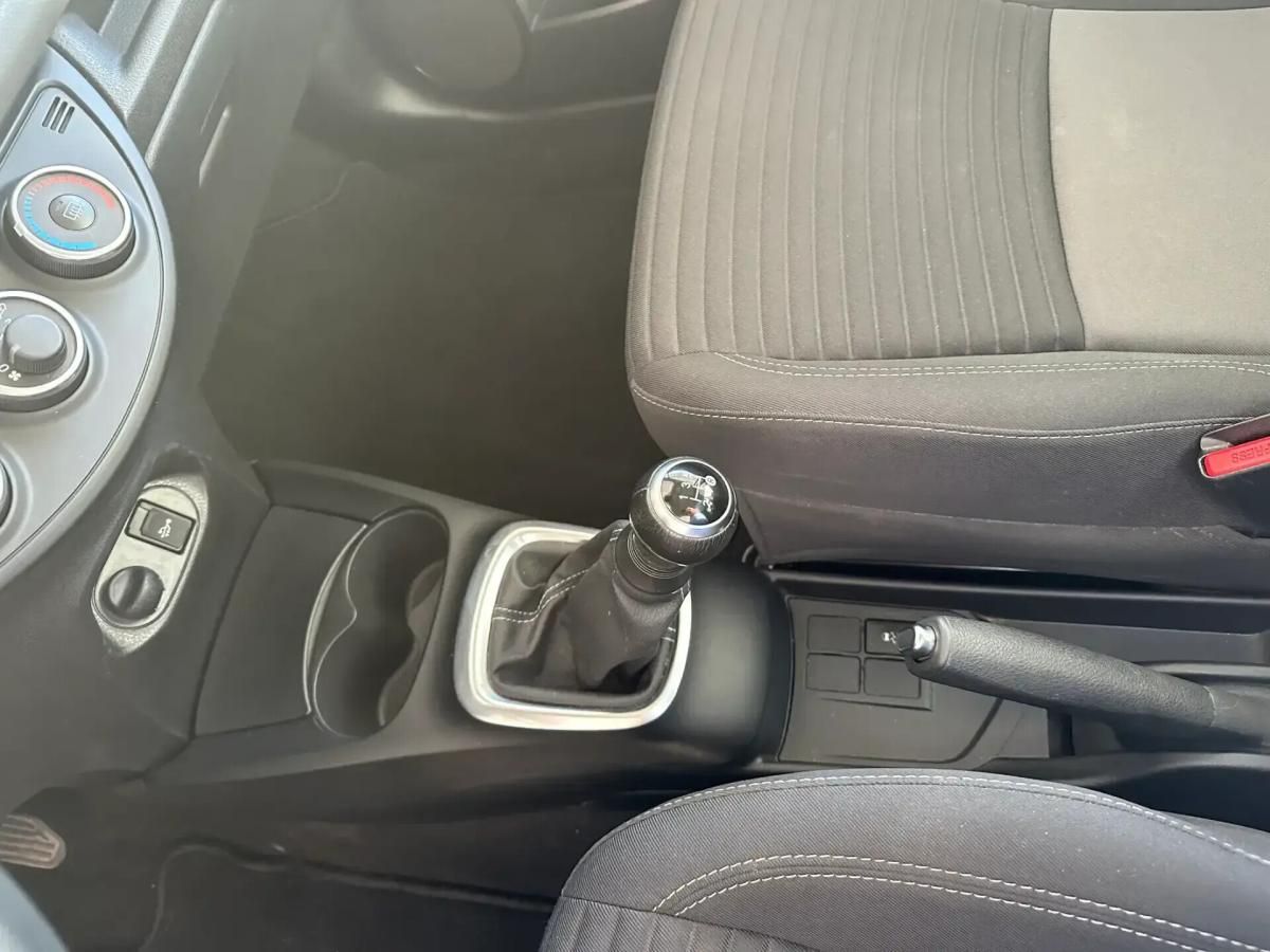 toyota-yaris-2018-gasolina-998cc