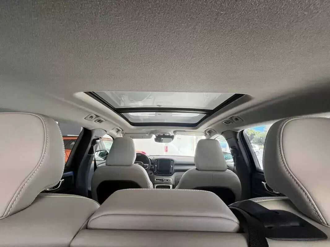 volvo-xc40-2023-gasolina-1477cc