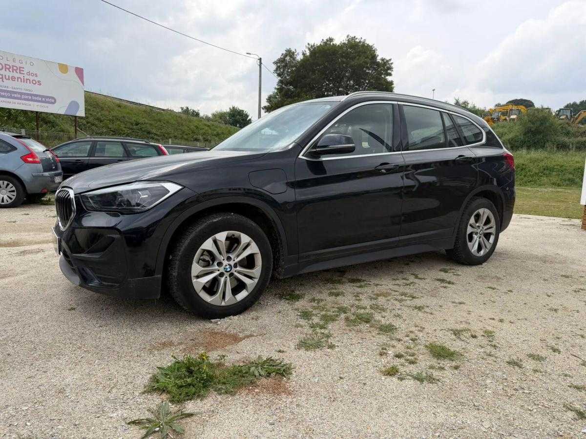 bmw-x1-xdrive25e-1-5-2020-hibrido-a-gasolina-1499cc