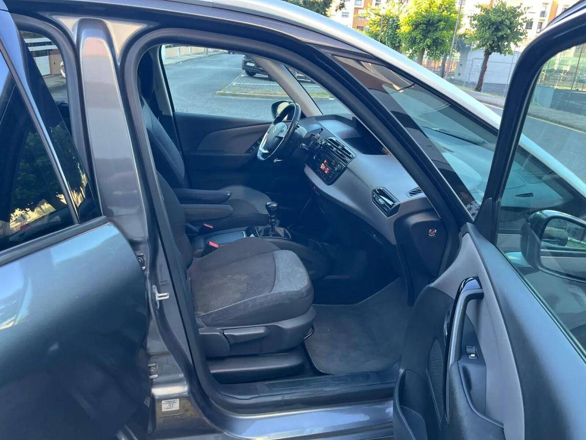 citroen-spacetourer-2019-diesel-1499cc