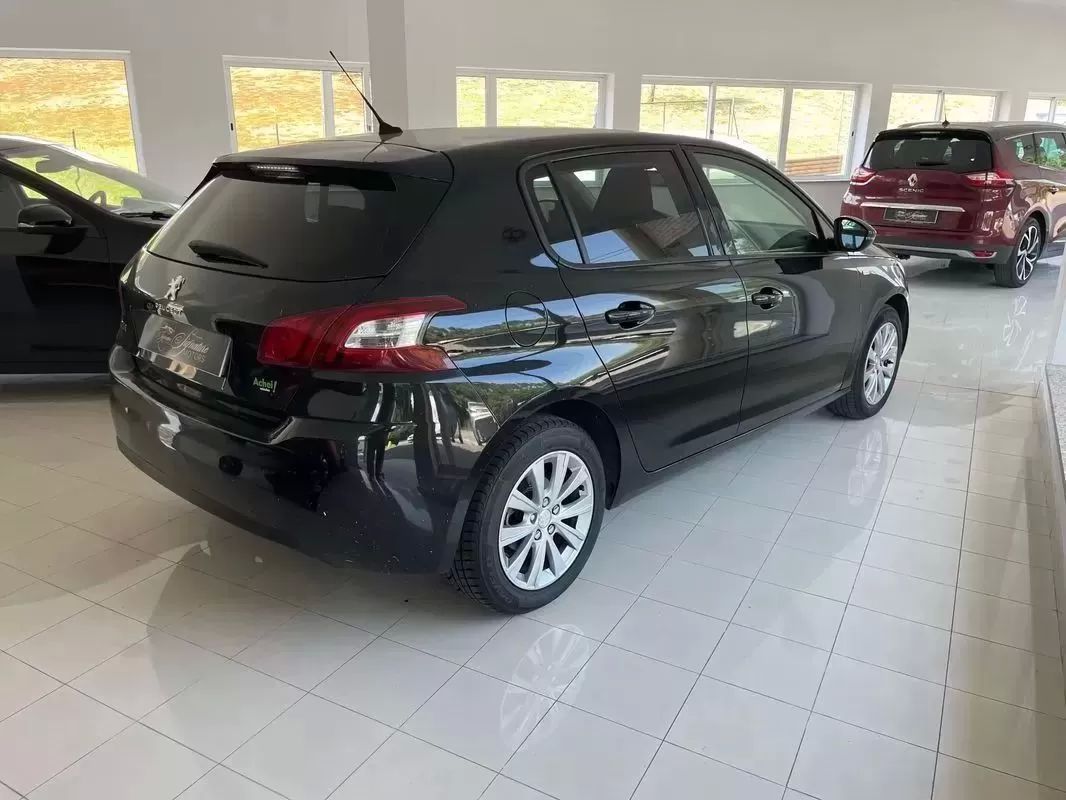 peugeot-308-2016-gasolina-1199cc