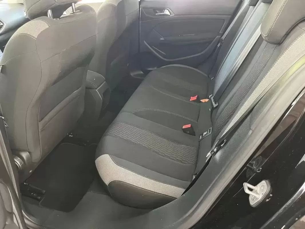 peugeot-308-2016-gasolina-1199cc