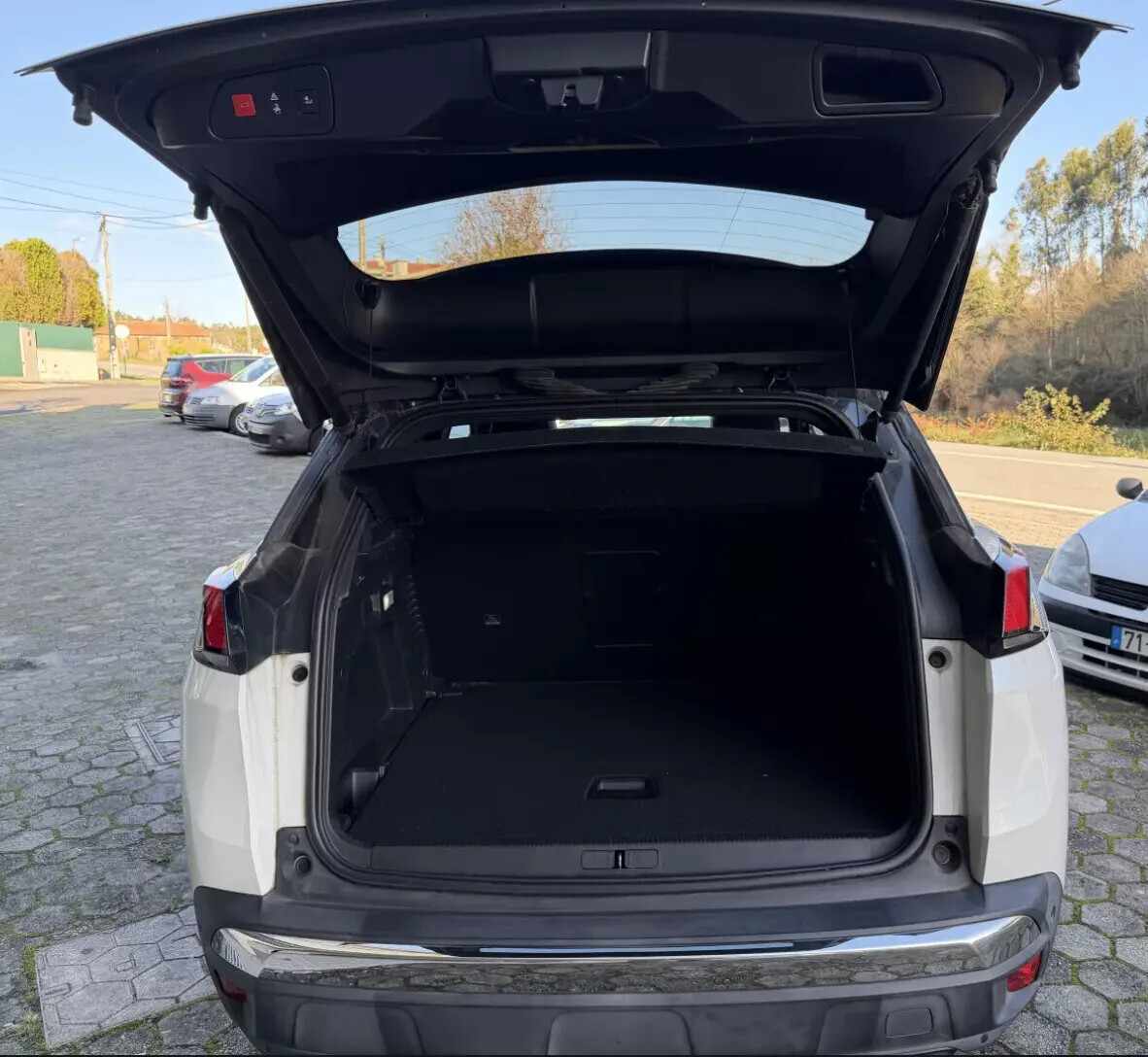 peugeot-3008-2020-diesel-1499cc