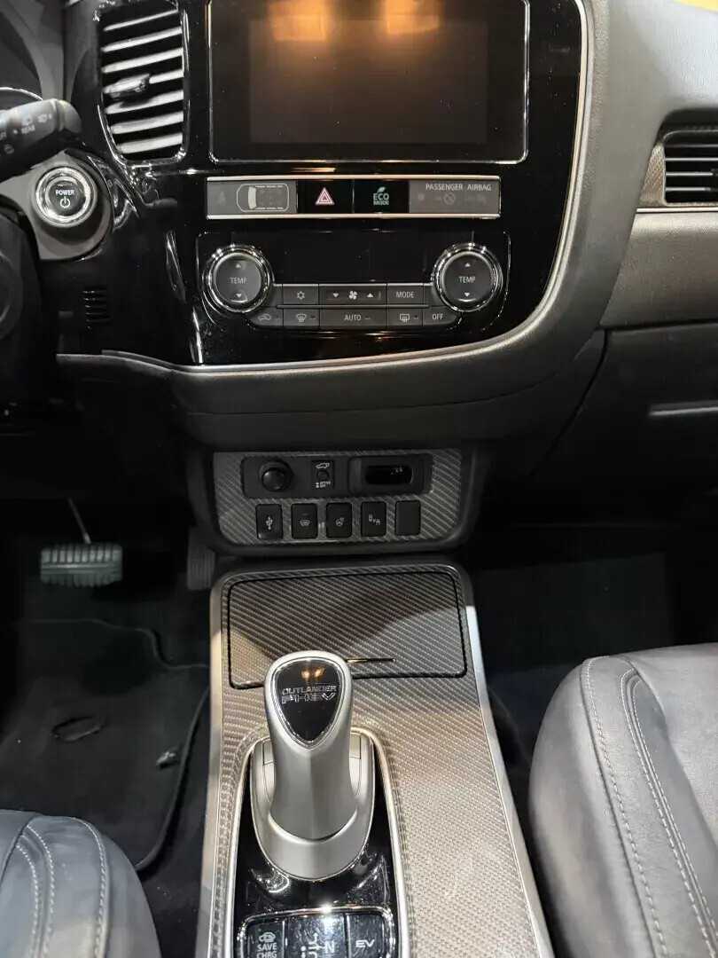 mitsubishi-outlander-2020-hibrido-a-gasolina-2360cc