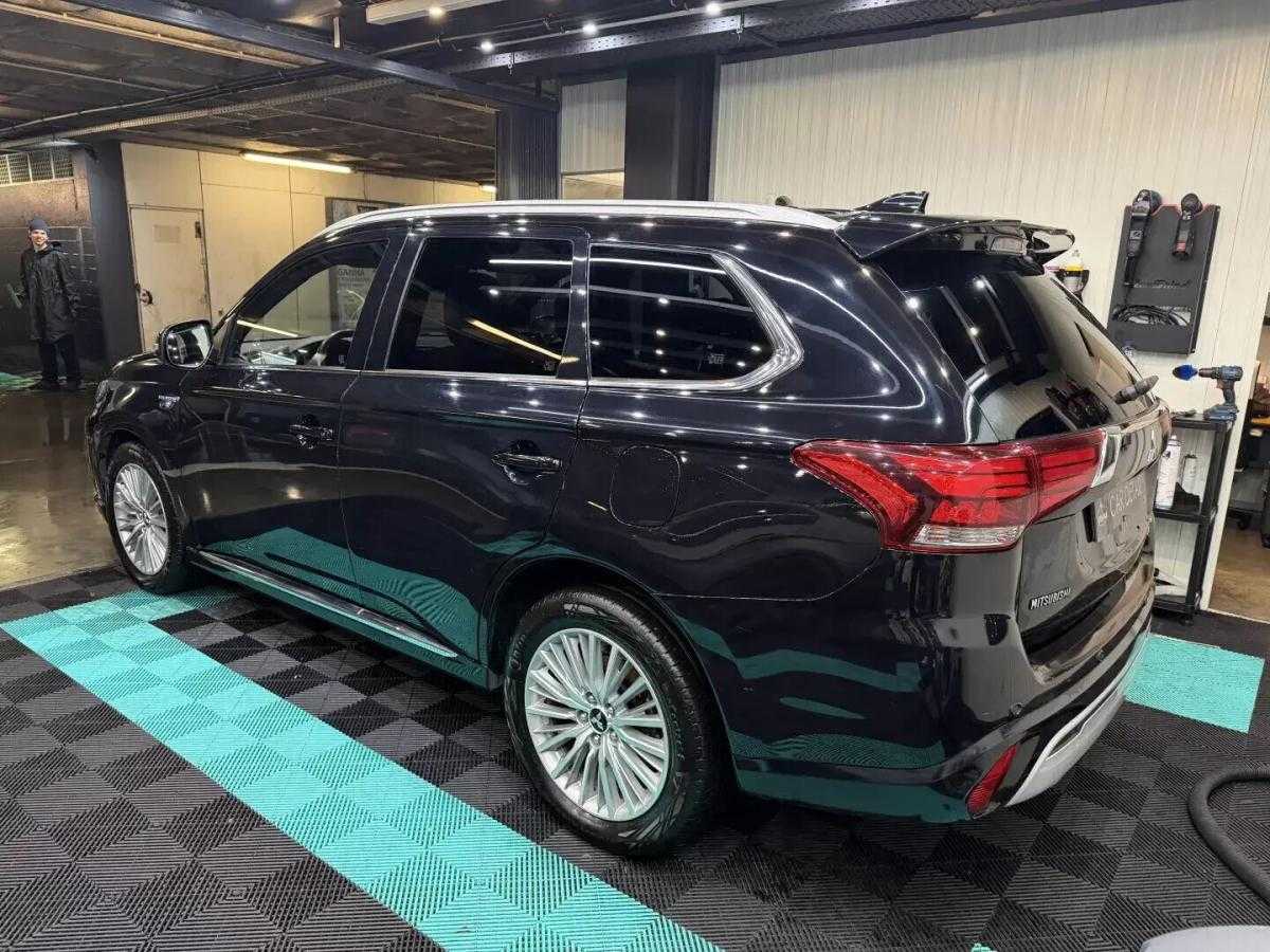mitsubishi-outlander-2020-hibrido-a-gasolina-2360cc