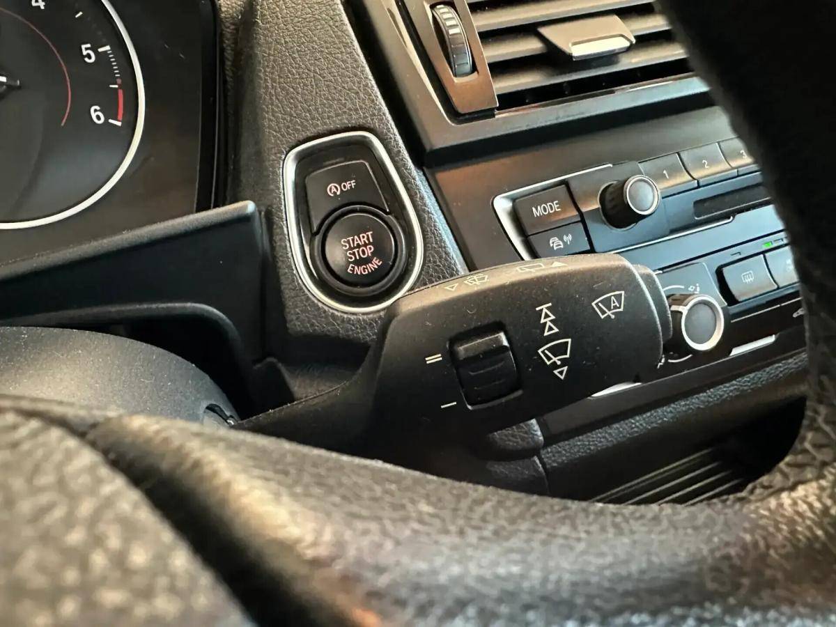 bmw-serie-1-116d-2013-diesel-1598cc