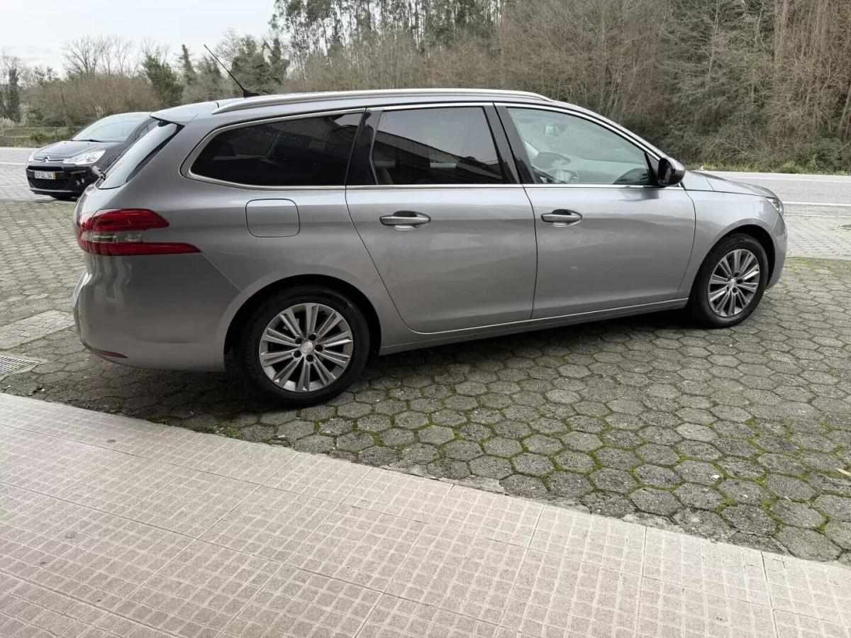 peugeot-308-sw-2020-diesel-1499cc