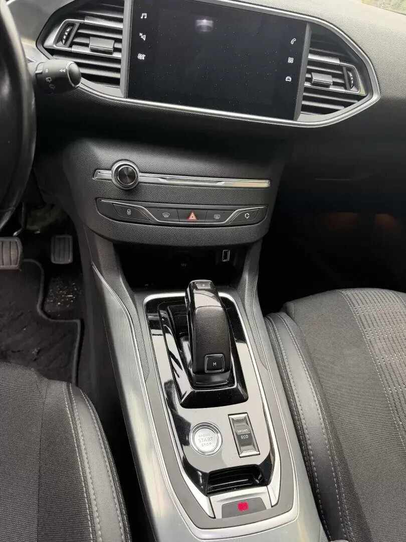 peugeot-308-sw-2020-diesel-1499cc