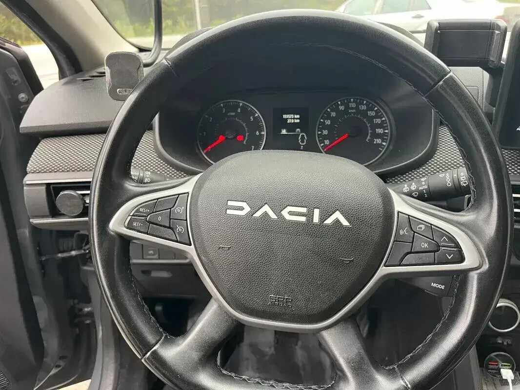 dacia-jogger-2023-gpl-999cc