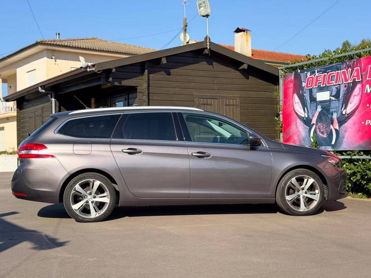peugeot-308-sw-2018-diesel-1499cc