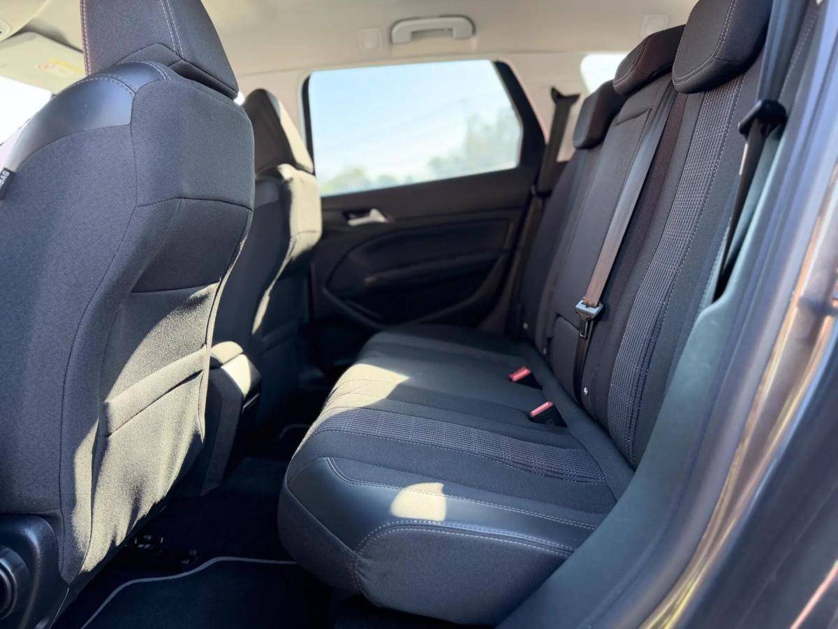 peugeot-308-sw-2018-diesel-1499cc