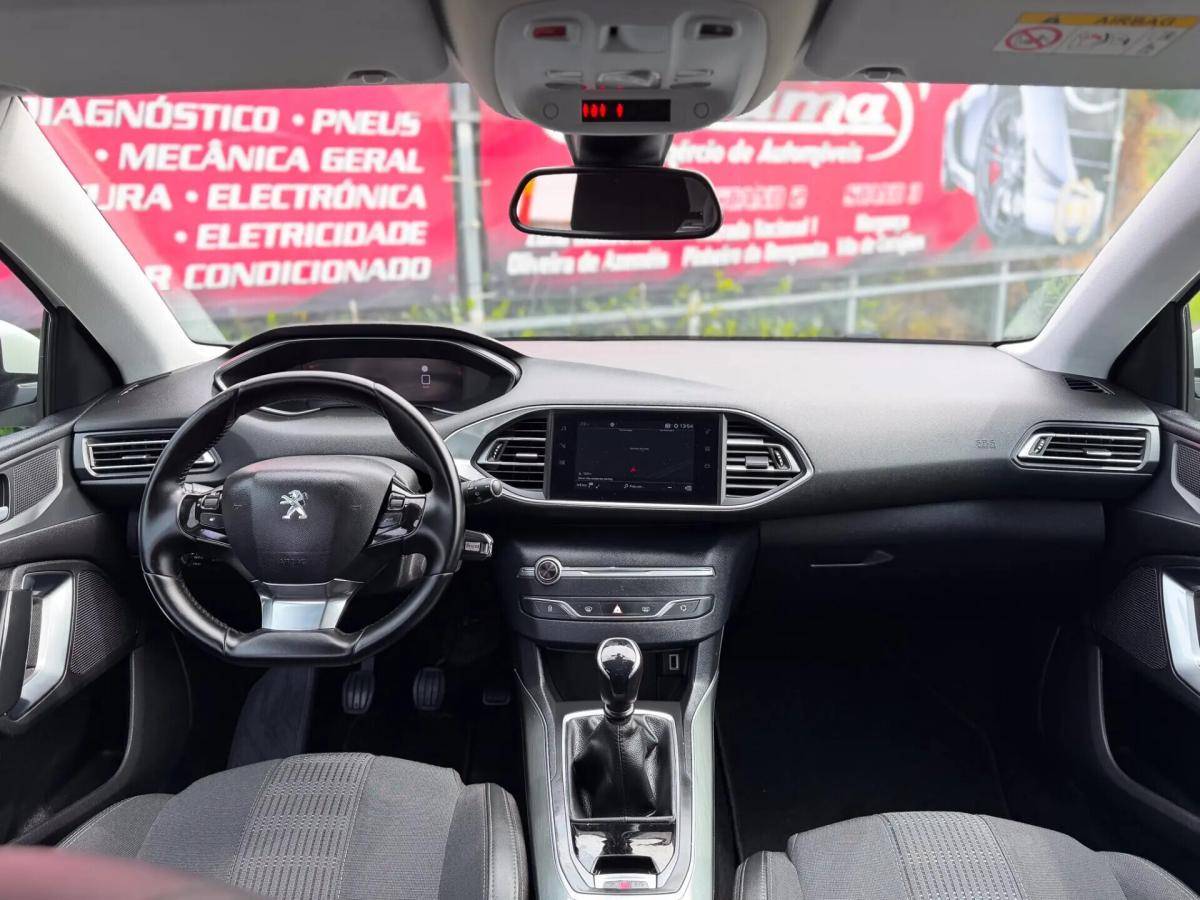 peugeot-308-2021-diesel-1499cc