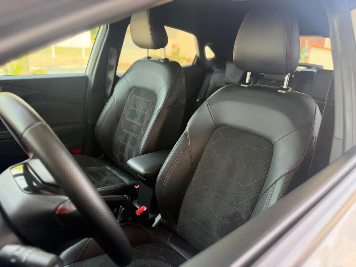 ford-puma-2025-gasolina-998cc