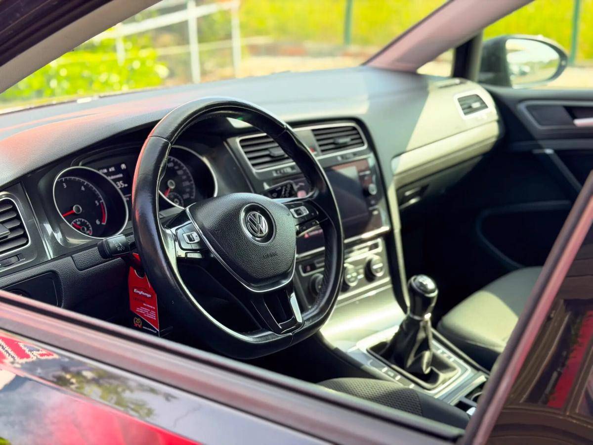 volkswagen-golf-2018-diesel-1598cc