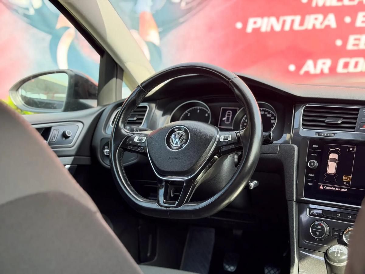 volkswagen-golf-2018-diesel-1598cc