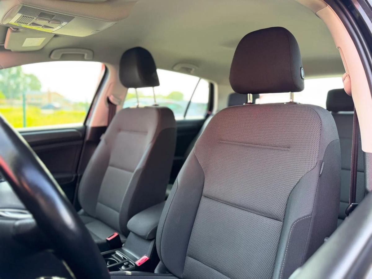 volkswagen-golf-2018-diesel-1598cc