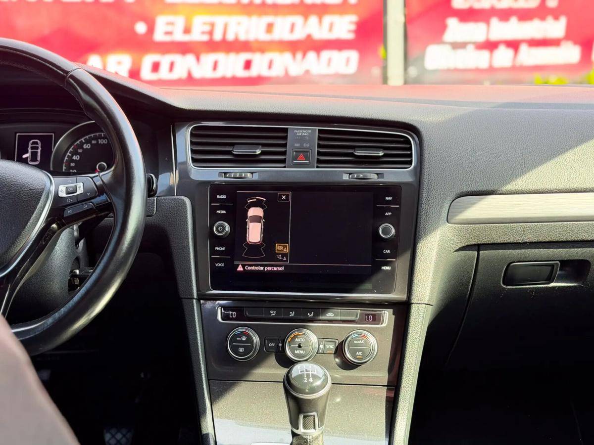 volkswagen-golf-2018-diesel-1598cc