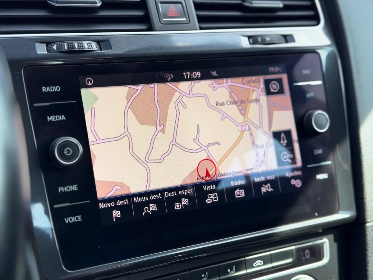 volkswagen-golf-2018-diesel-1598cc