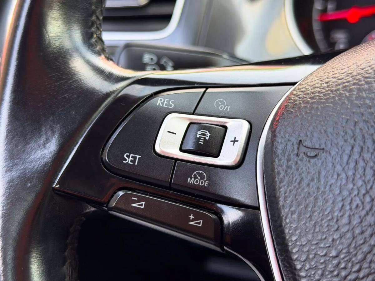 volkswagen-golf-2018-diesel-1598cc