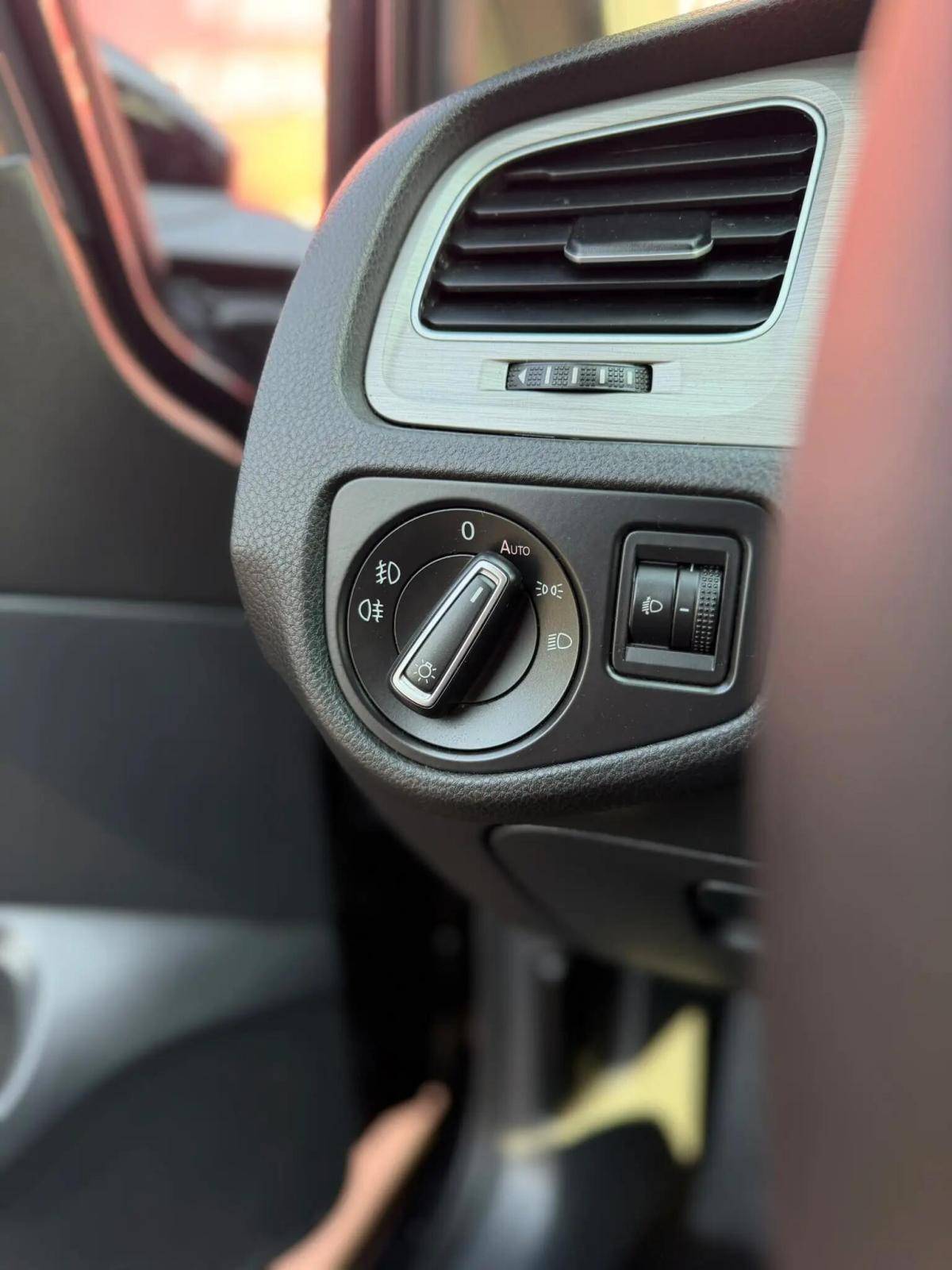 volkswagen-golf-2015-diesel-1598cc