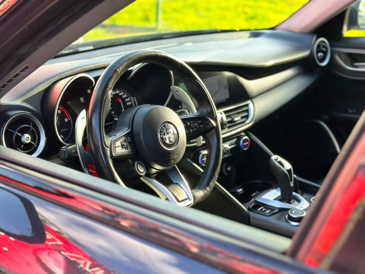 alfa-romeo-giulia-2022-diesel-2143cc