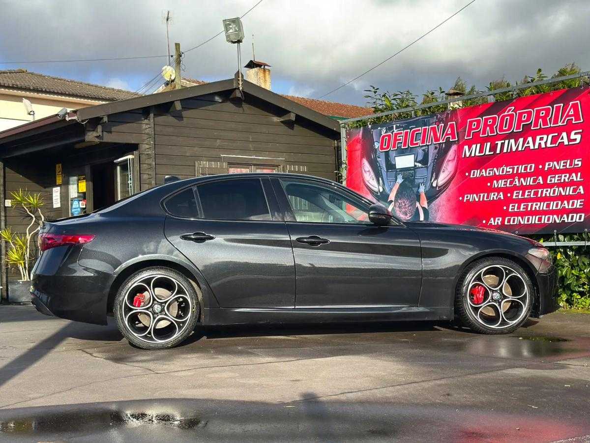 alfa-romeo-giulia-2022-diesel-2143cc