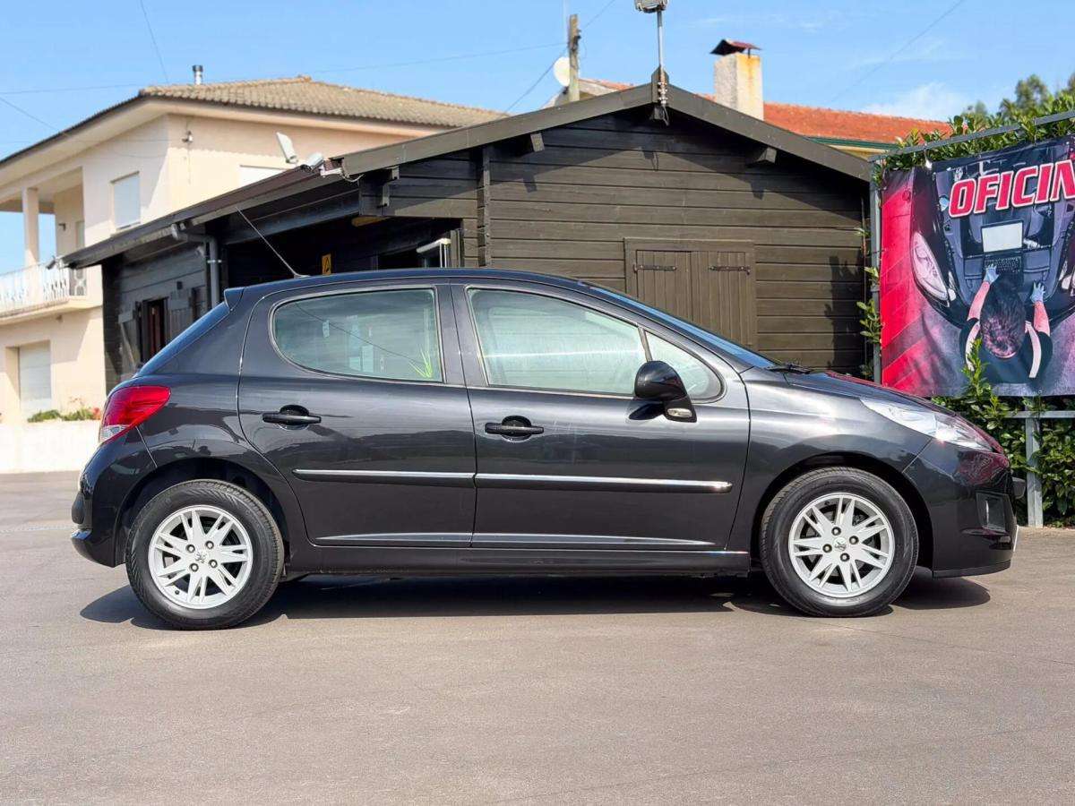 peugeot-207-2010-diesel-1398cc