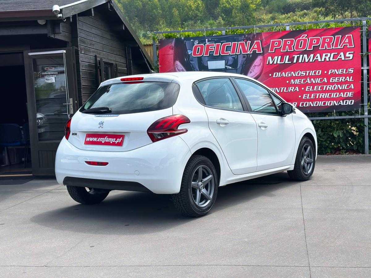 peugeot-208-2019-diesel-1499cc