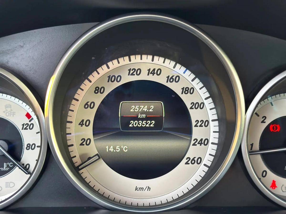 mercedes-benz-classe-e-e-220-d-2015-diesel-2143cc