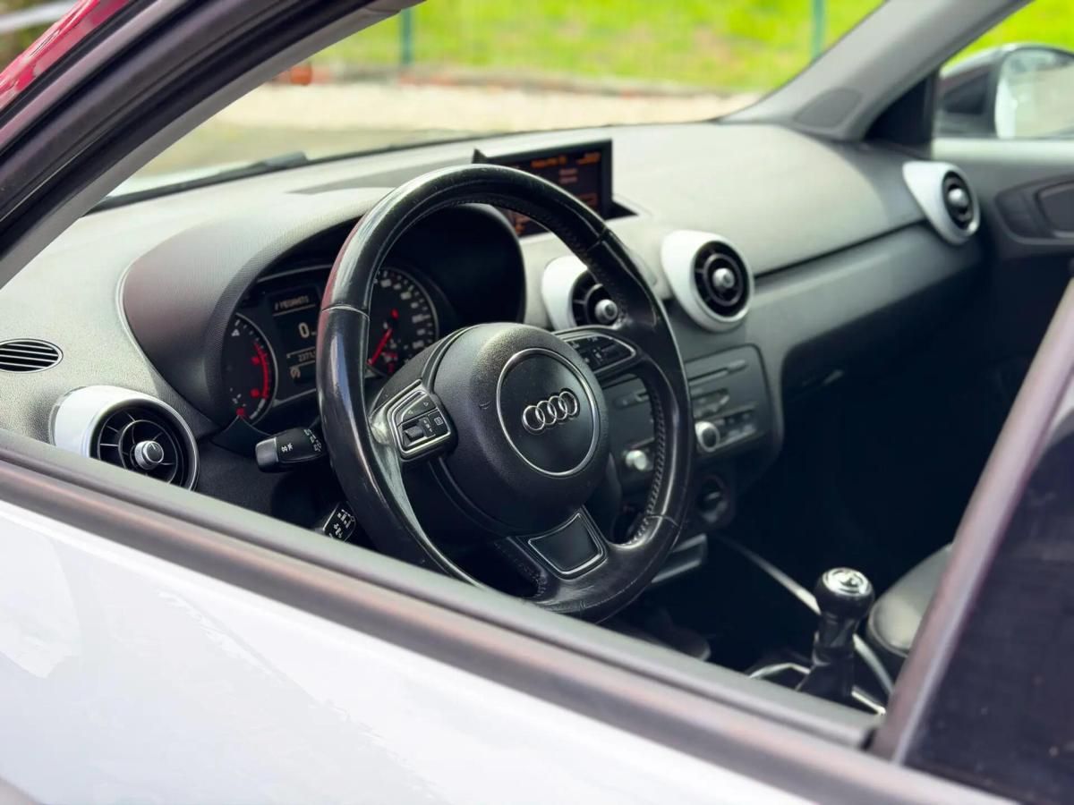 audi-a1-sportback-2013-diesel-1598cc