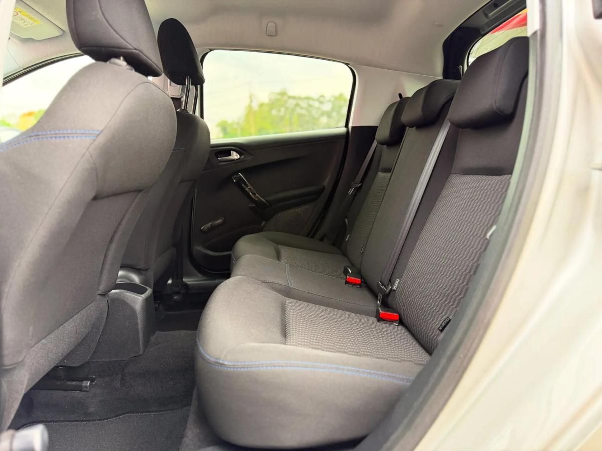 peugeot-208-2018-diesel-1560cc