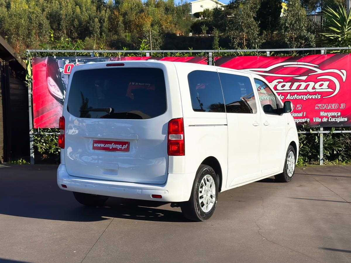 peugeot-traveller-2018-diesel-1499cc