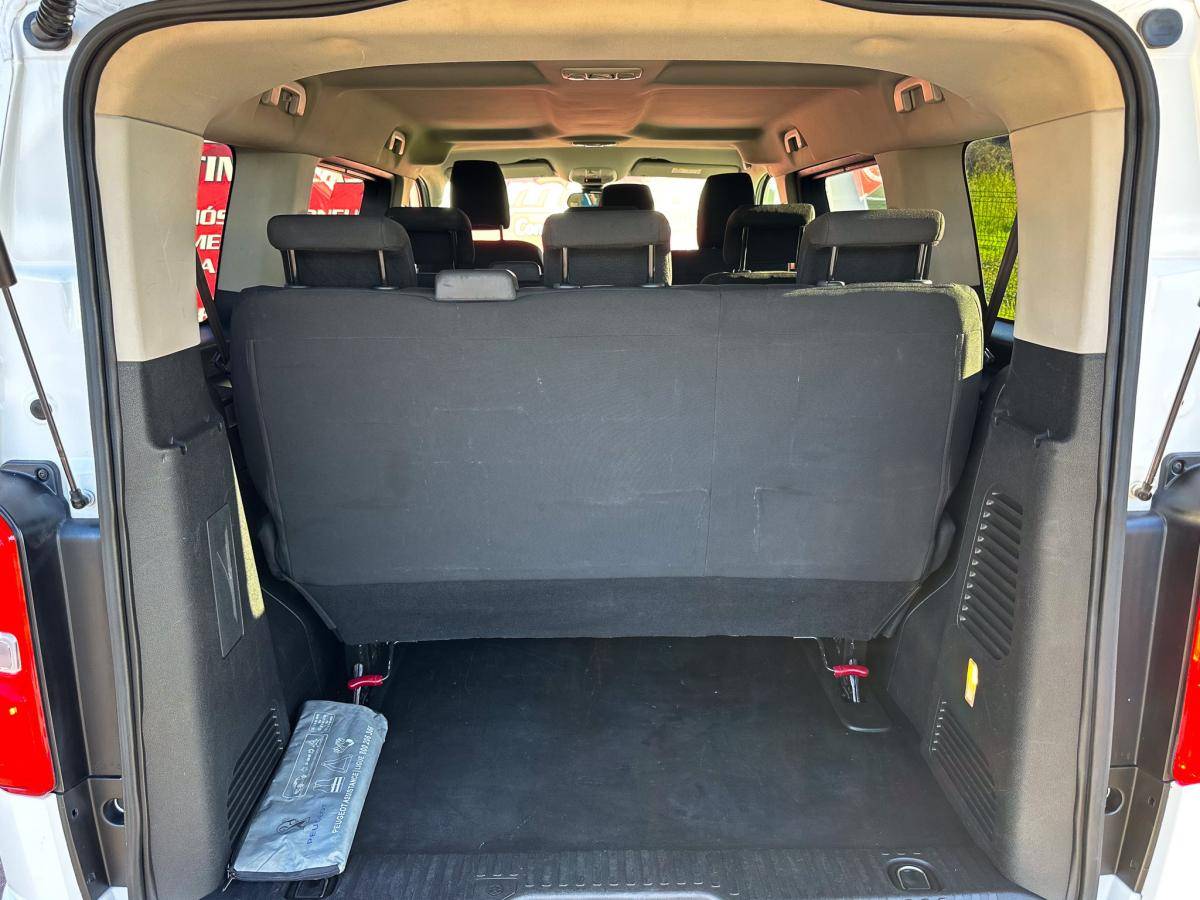 peugeot-traveller-2018-diesel-1499cc