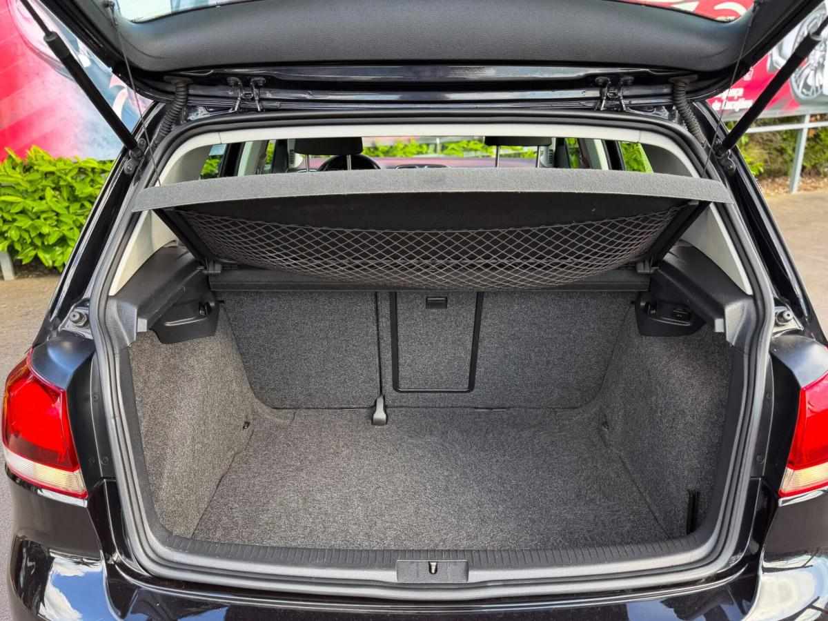 volkswagen-golf-2009-diesel-1598cc