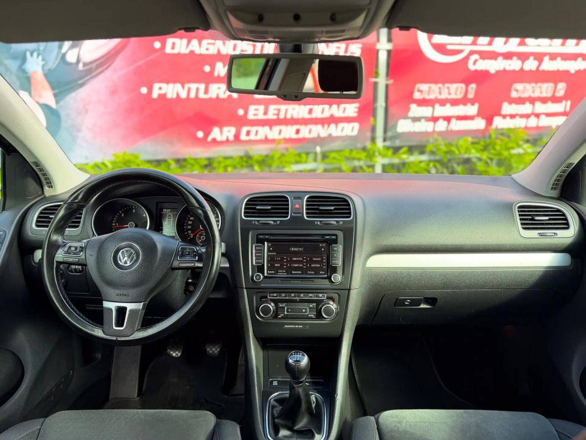 volkswagen-golf-2009-diesel-1598cc