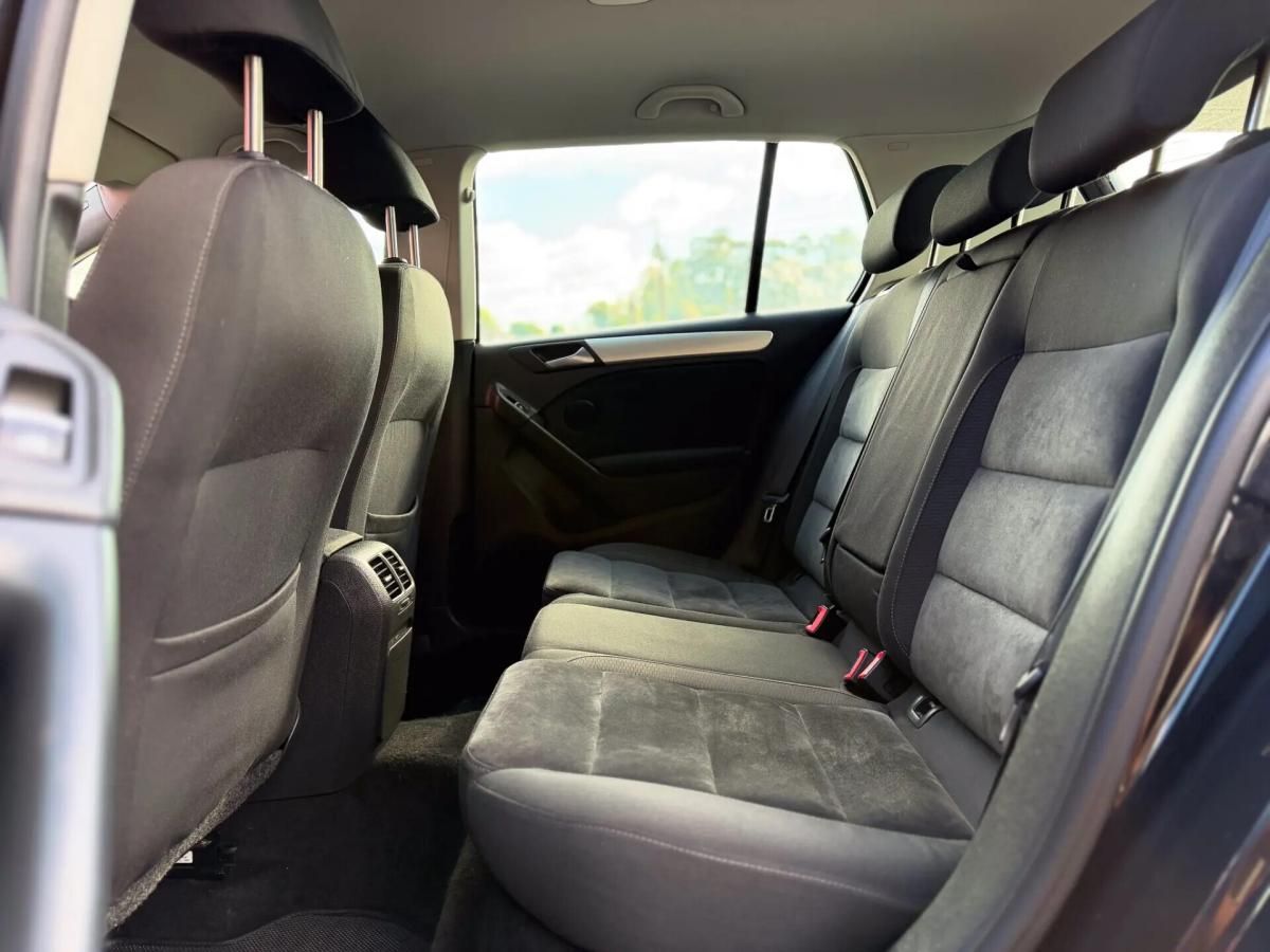 volkswagen-golf-2009-diesel-1598cc