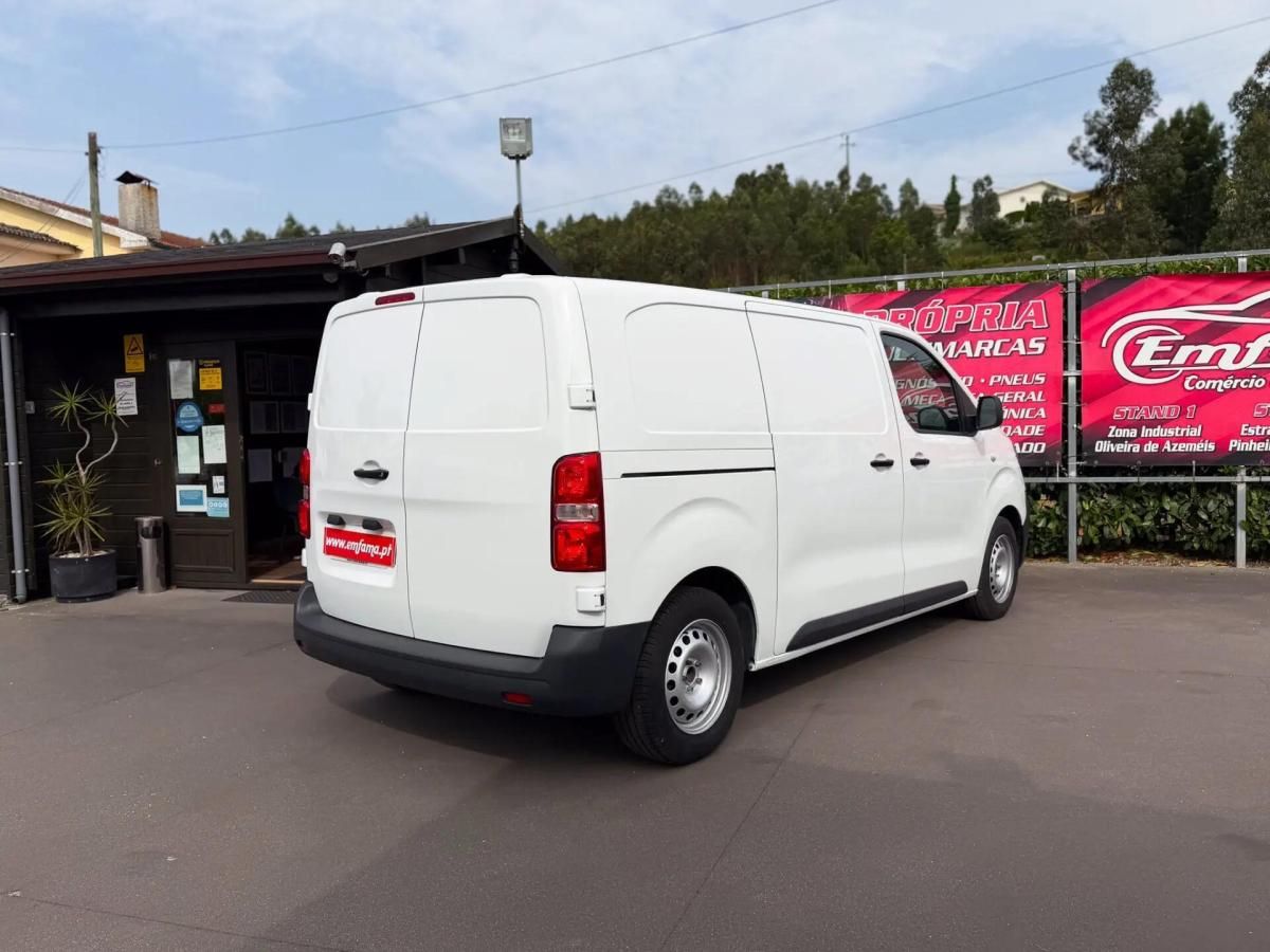 fiat-scudo-2022-diesel-1499cc