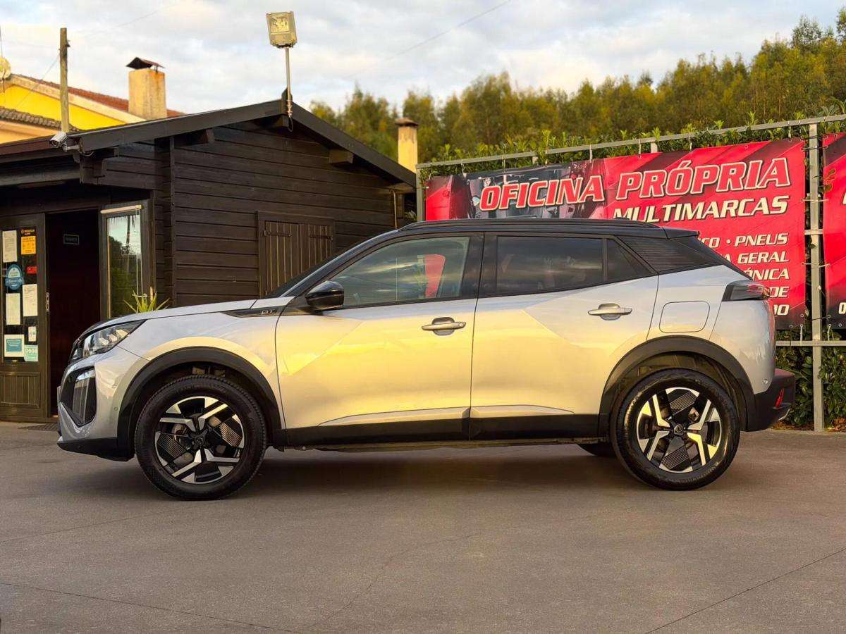 peugeot-2008-2023-gasolina-1199cc