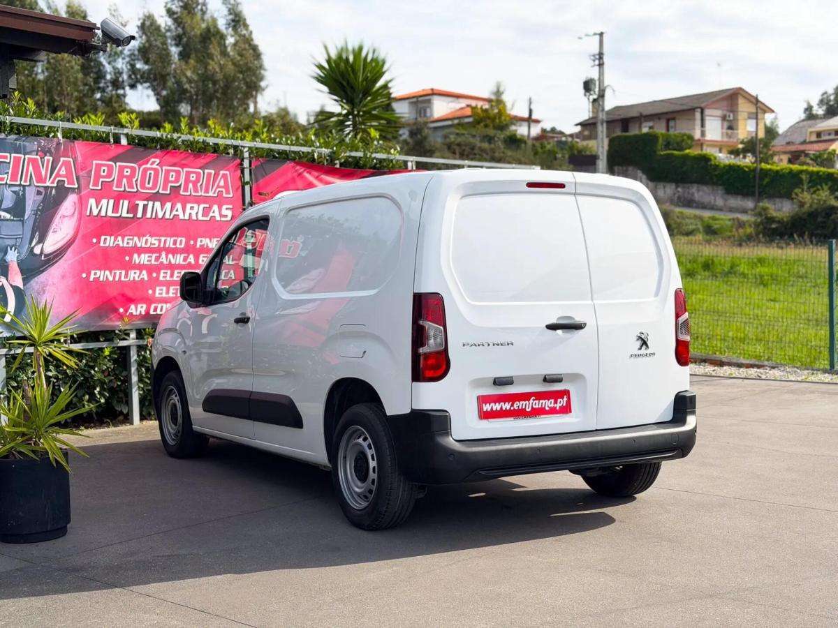 peugeot-partner-2022-diesel-1499cc