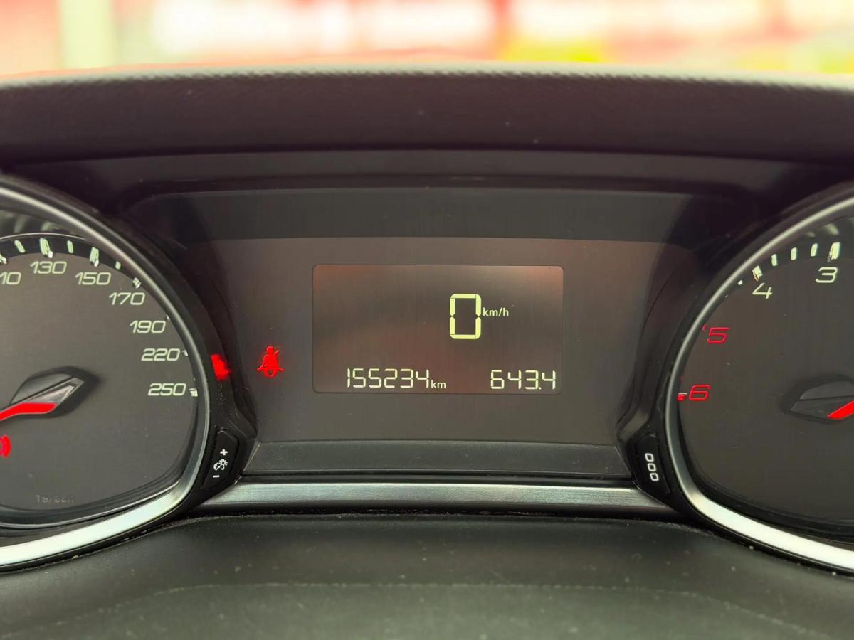 peugeot-308-sw-2019-diesel-1499cc