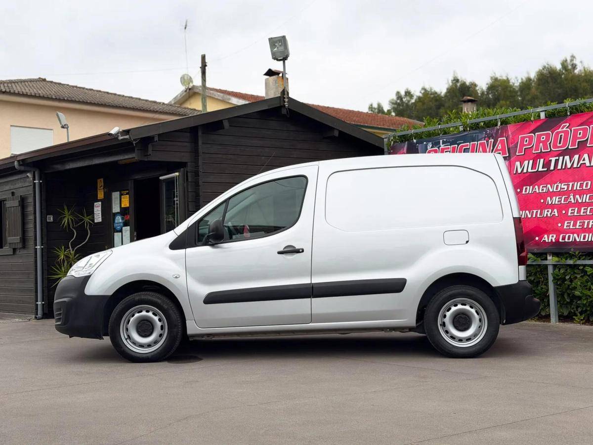 peugeot-partner-2018-diesel-1560cc