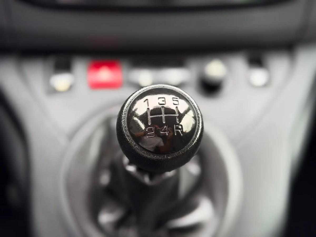 peugeot-partner-2018-diesel-1560cc