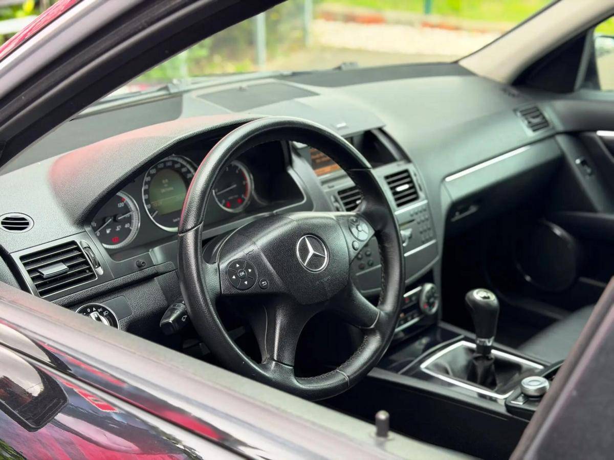 mercedes-benz-classe-c-c-220-cdi-2010-diesel-2143cc