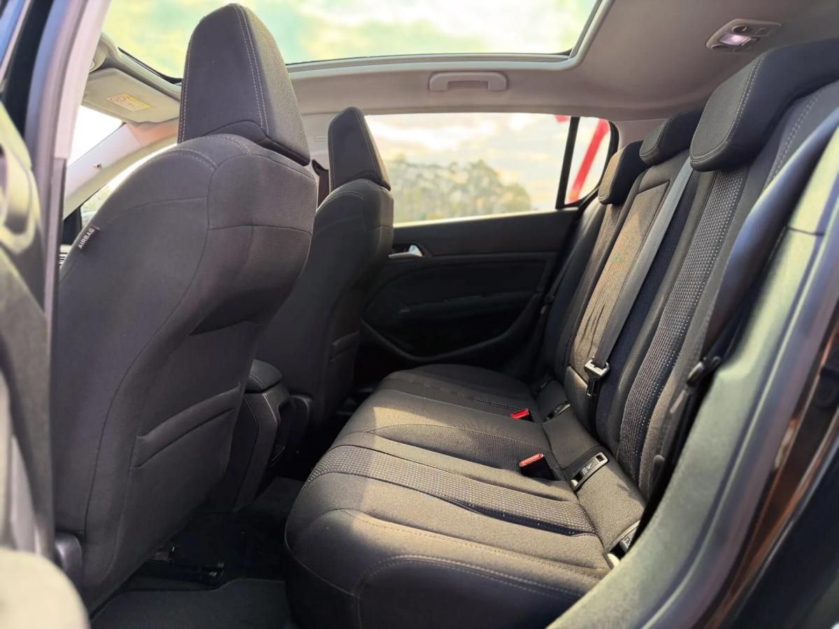 peugeot-308-2015-diesel-1560cc